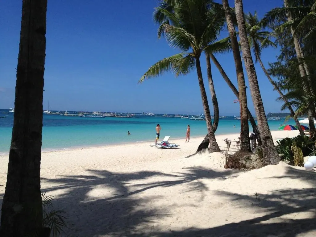 Sundown Beach Studios, Boracay — Photo 5