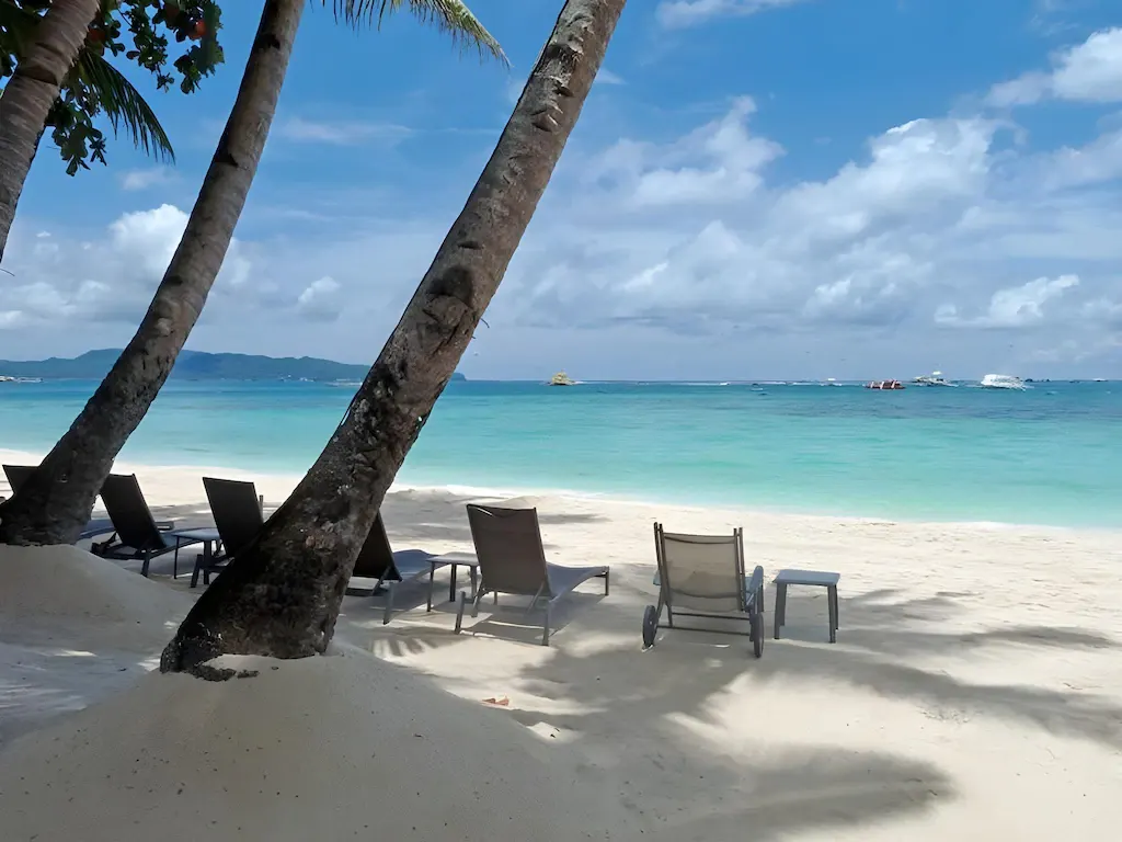 Sundown Beach Studios, Boracay — Photo 1