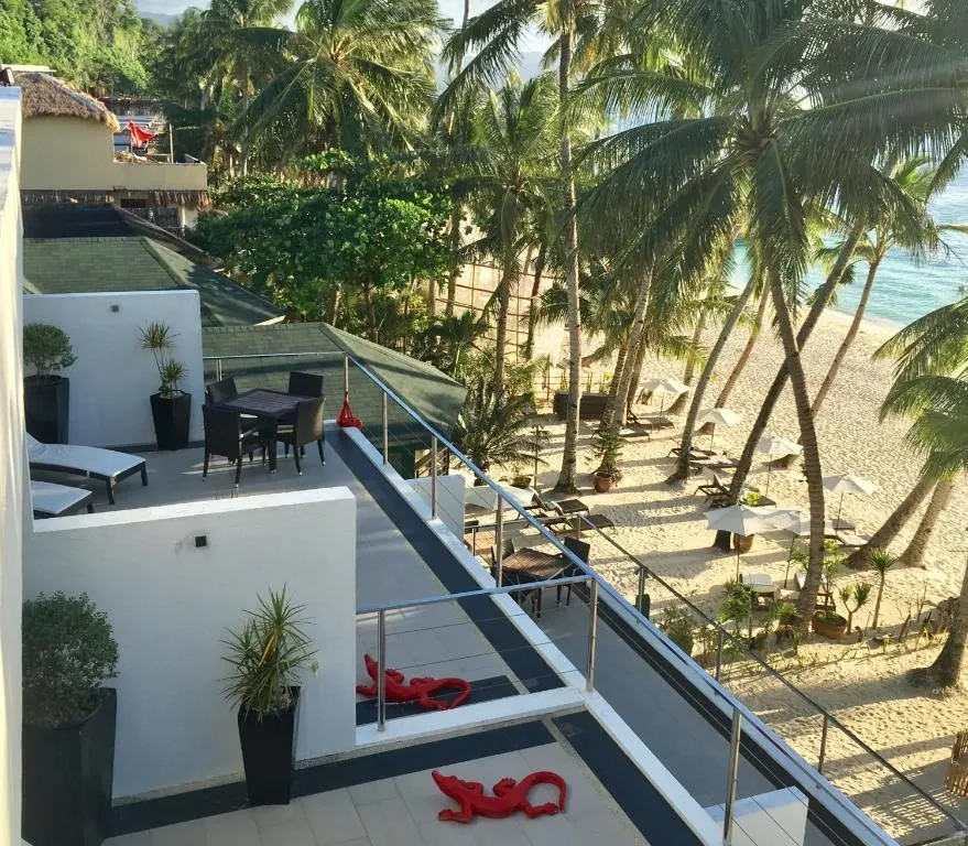 Sundown Beach Studios, Boracay — Photo 13