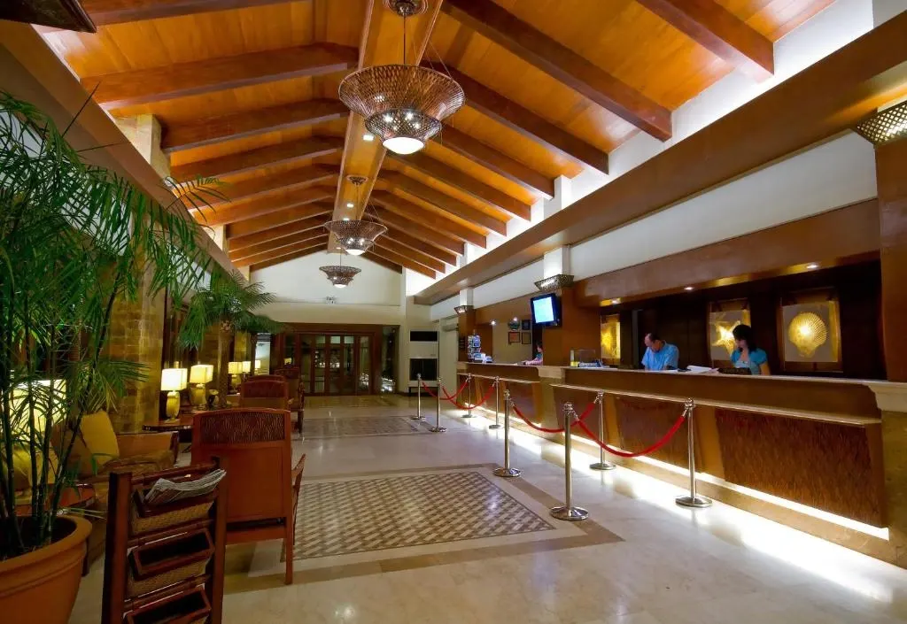 Henann Regency Resort and Spa, Boracay — Photo 3