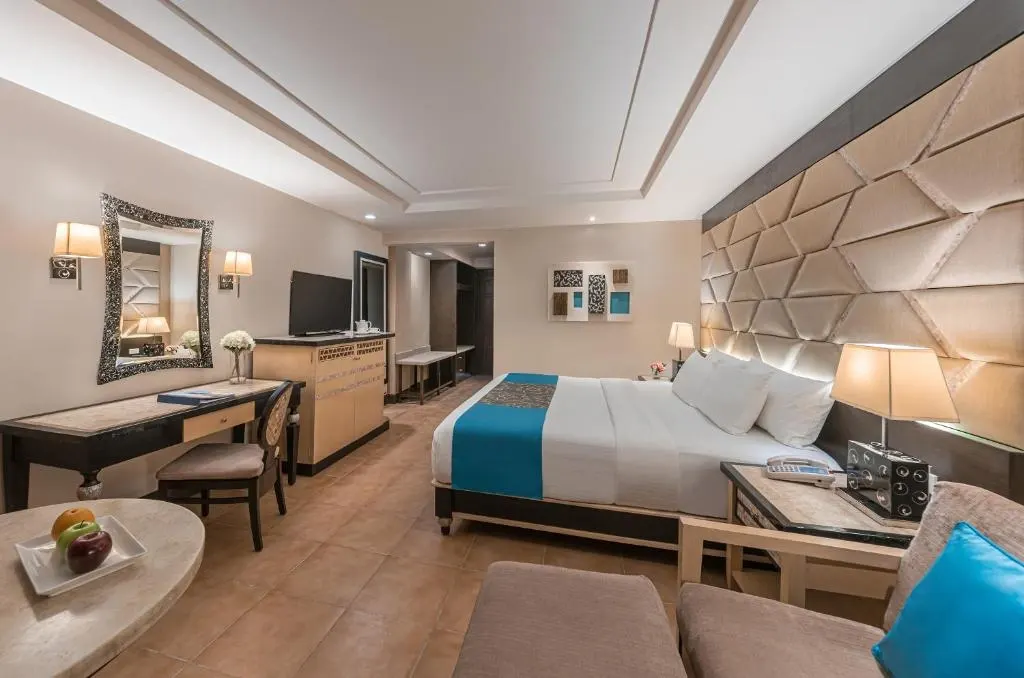 Premier Room at Henann Regency Resort and Spa, Boracay