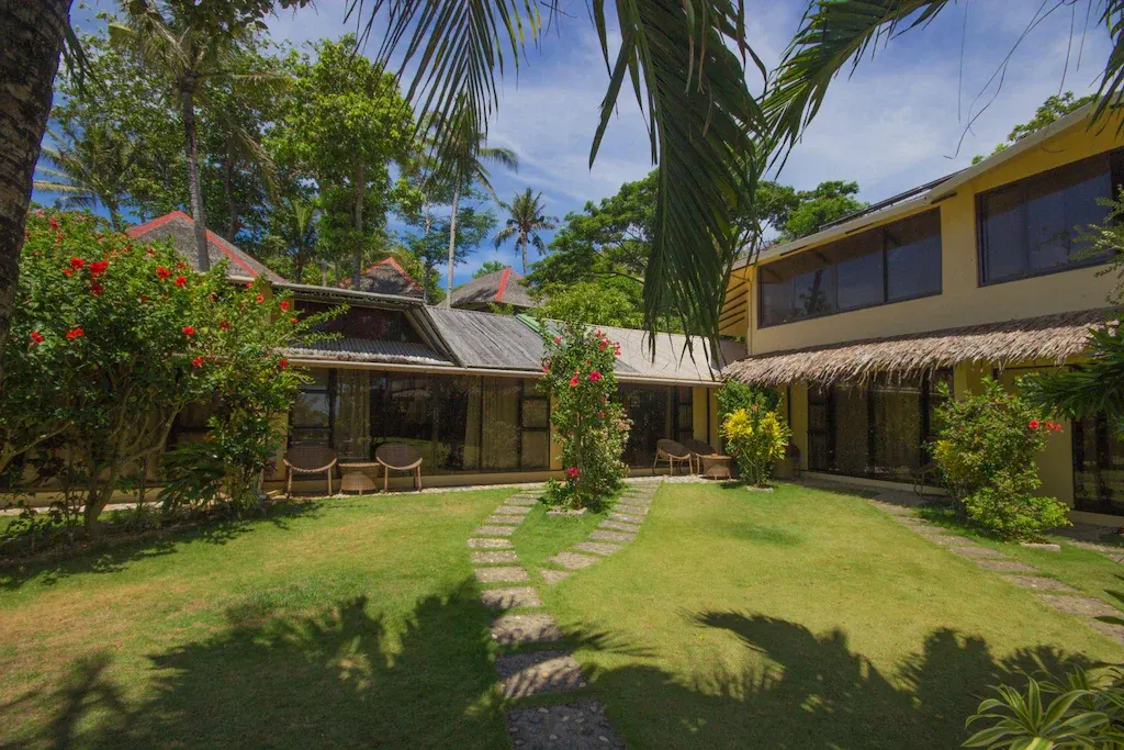 Standard Studio 3 at Ralph's Place Boracay, Boracay