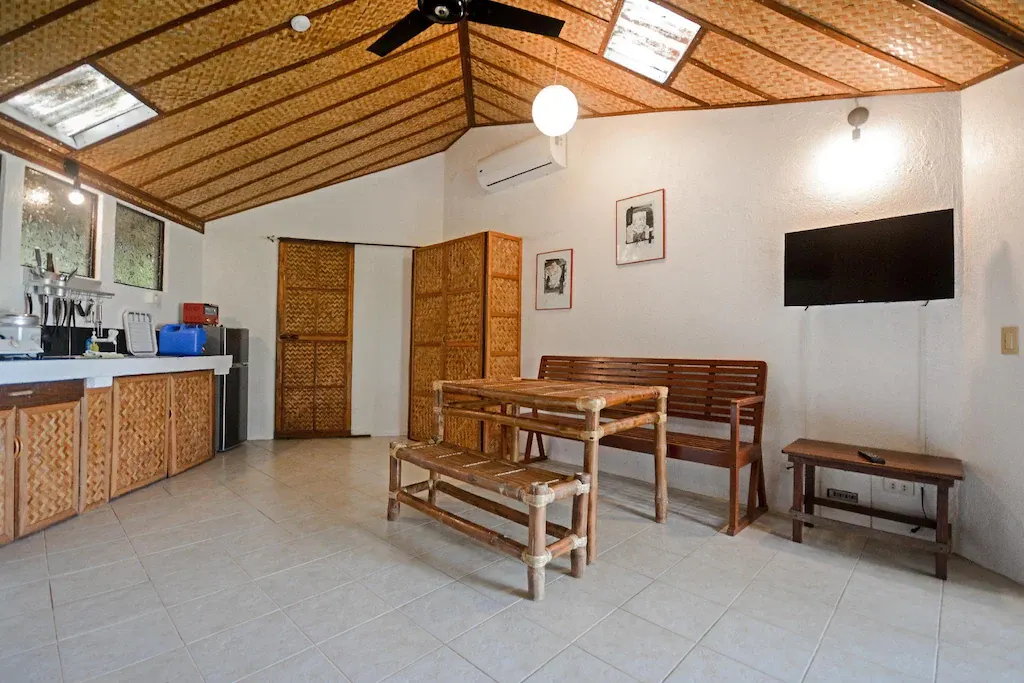Standard Studio 3 at Ralph's Place Boracay, Boracay