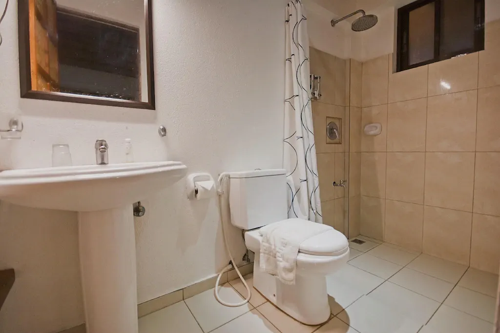2 Bedroom Apartment at Ralph's Place Boracay, Boracay