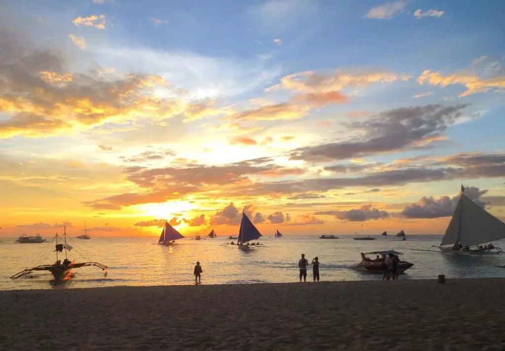 Sulu Plaza, Boracay — Photo 6