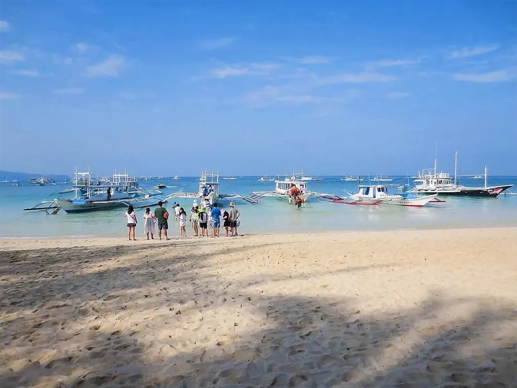 Sulu Plaza, Boracay — Photo 4