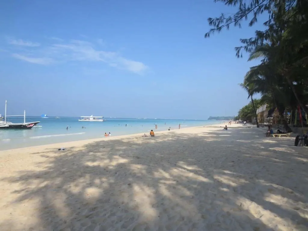 Sulu Plaza, Boracay — Photo 8