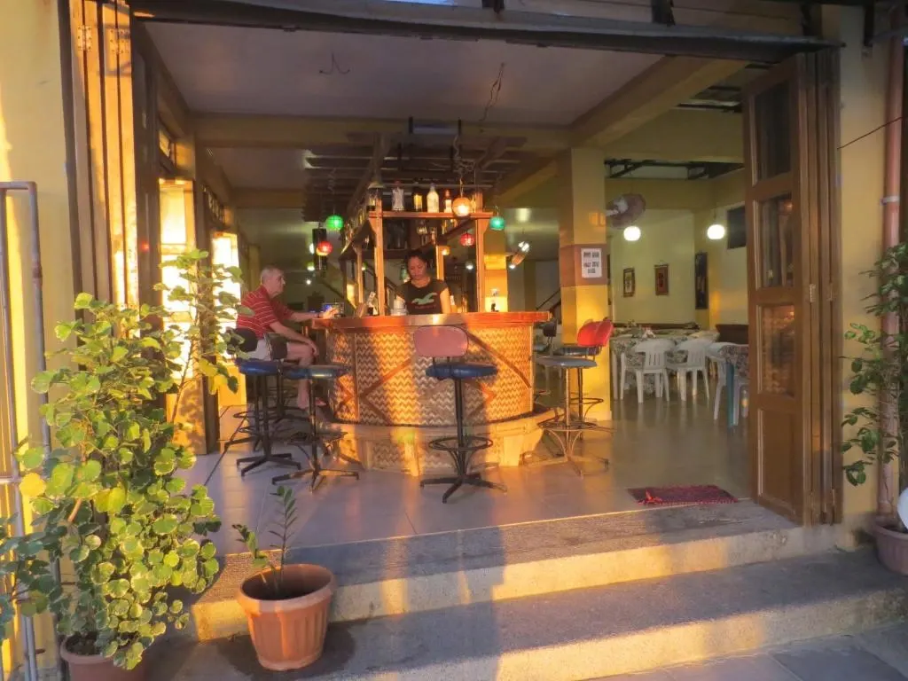 Sulu Plaza, Boracay — Photo 7