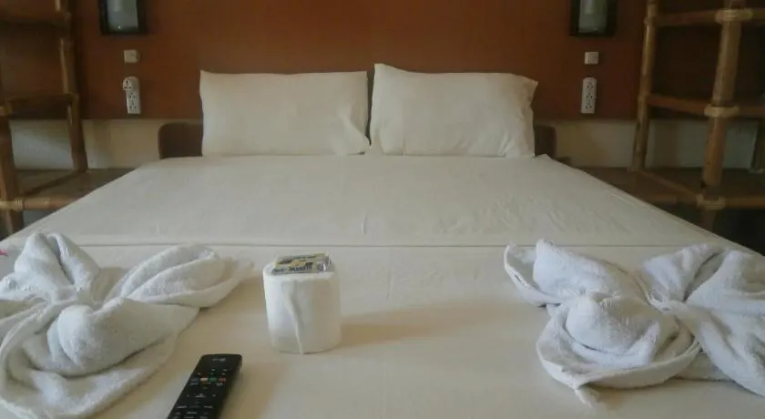 Deluxe at Sulu Plaza, Boracay