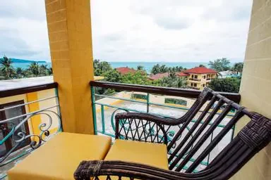 Grand Paradise Roof Deck