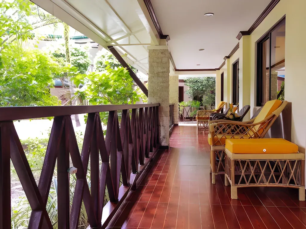 Summer House Deluxe