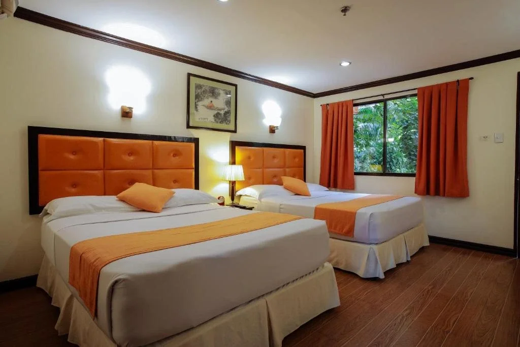 East Wing Deluxe