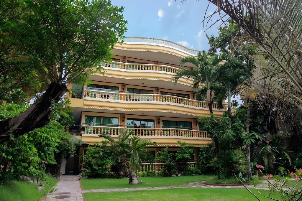 Grand Paradise Deluxe