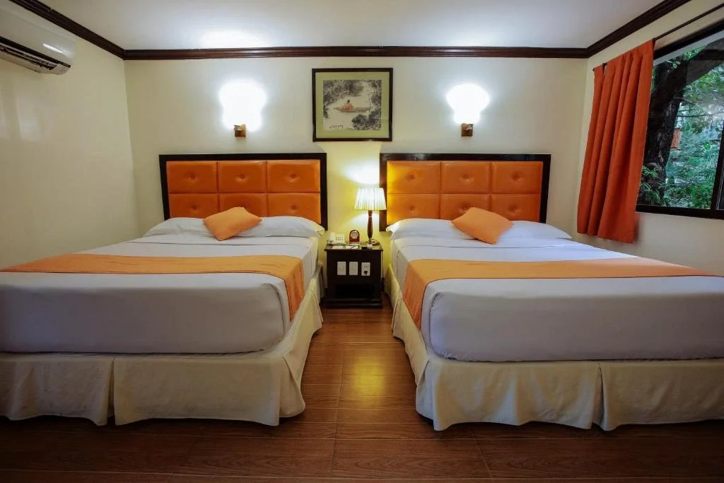 East Wing Deluxe