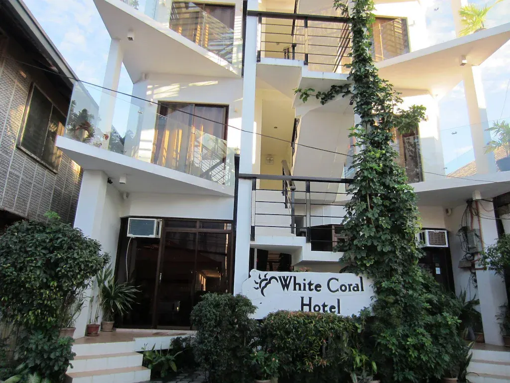White Coral Hotel, Balabag, Boracay — Photo 1