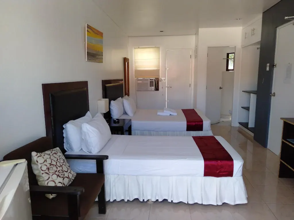 Deluxe at White Coral Hotel, Balabag, Boracay