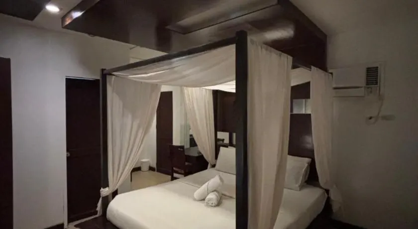Grand Deluxe at Seabird Hotel Boracay, Balabag, Boracay