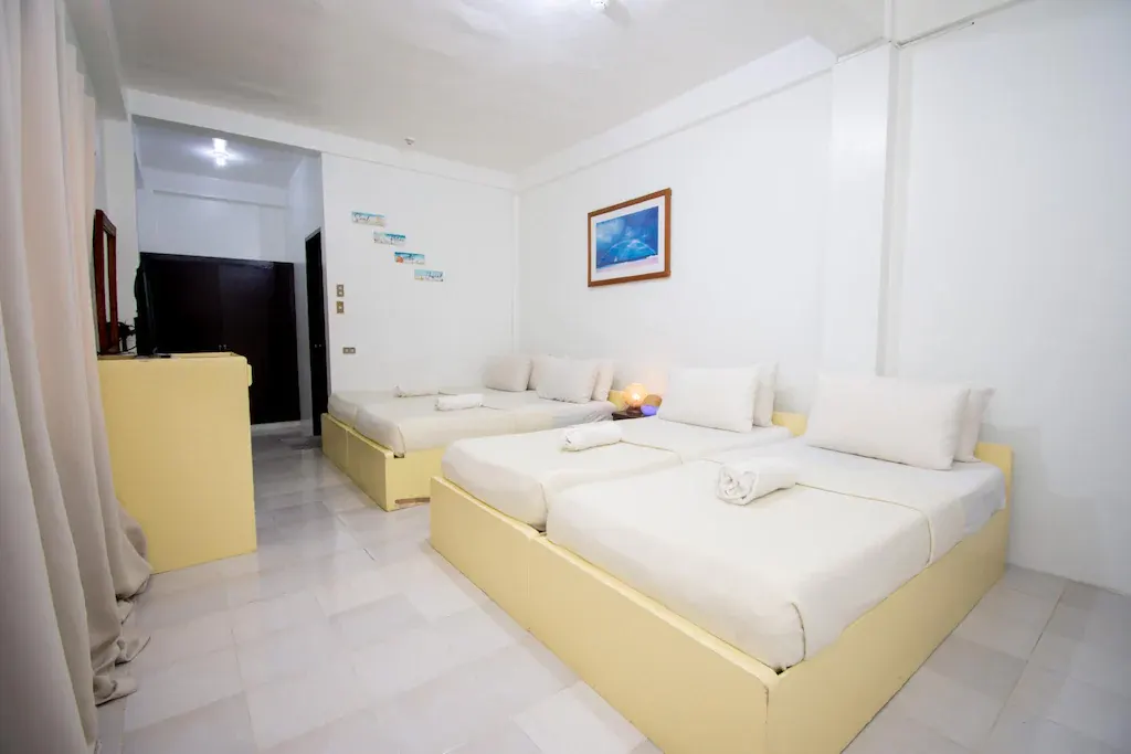 Triple Deluxe at Seabird Hotel Boracay, Balabag, Boracay