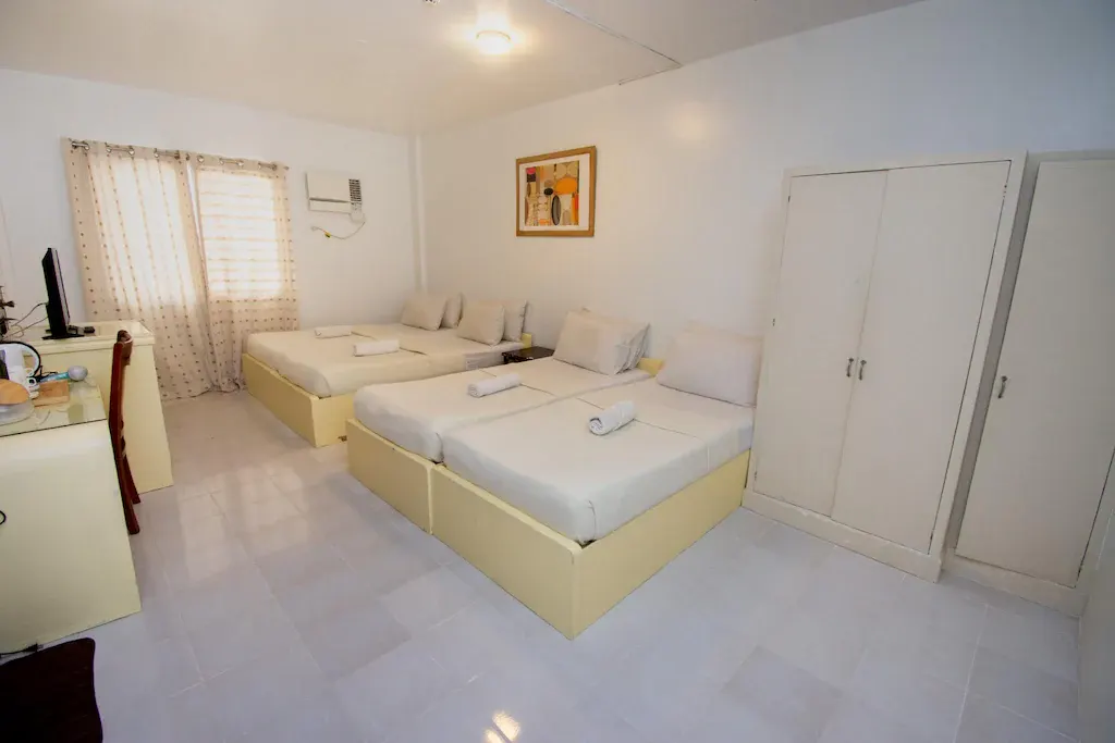 Triple Deluxe at Seabird Hotel Boracay, Balabag, Boracay