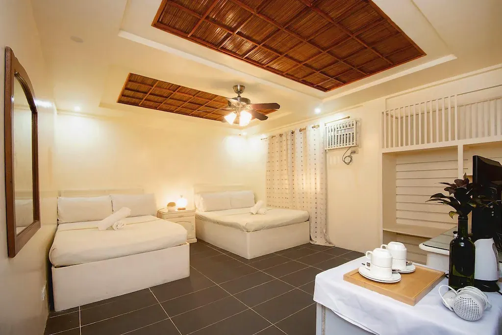 Triple Deluxe at Seabird Hotel Boracay, Balabag, Boracay