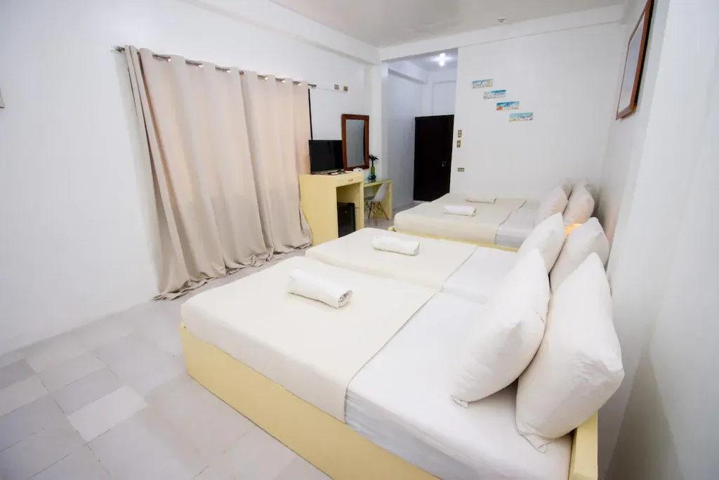 Triple Deluxe at Seabird Hotel Boracay, Balabag, Boracay