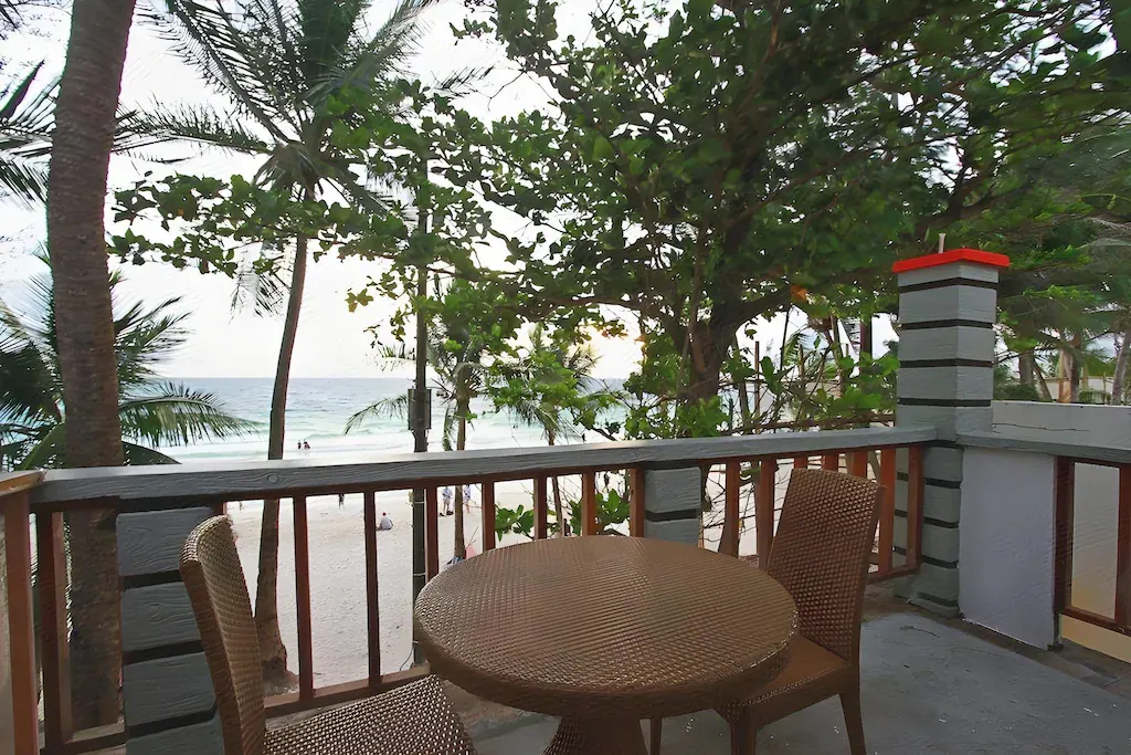 Nigi Nigi Too Beach Resort, Boracay — Photo 8