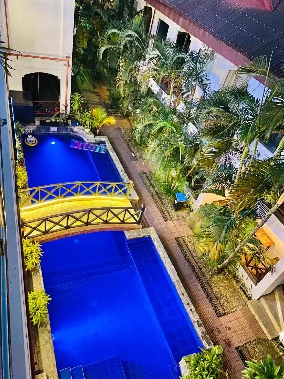 Nirvana Beach Resort, Boracay — Photo 5