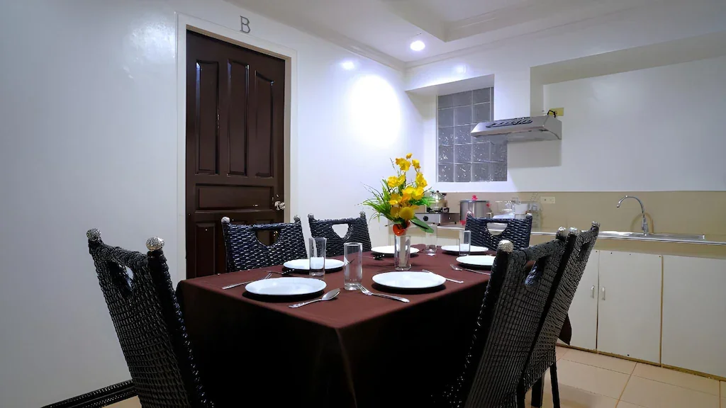 Apartelle Unit at Boracay Holiday Resort, Boracay