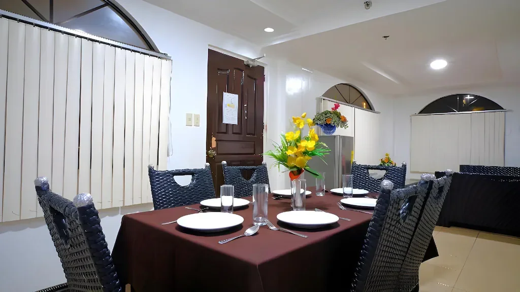 Apartelle Unit at Boracay Holiday Resort, Boracay
