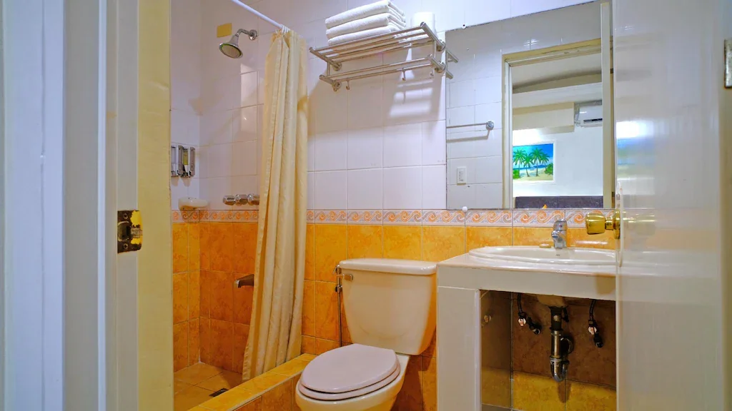 Deluxe Room at Boracay Holiday Resort, Boracay