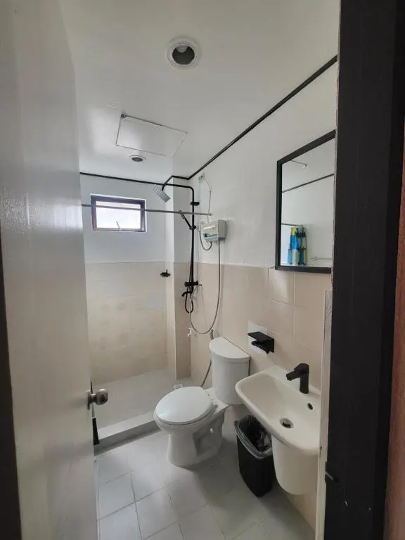 Budget Double Room at Sun Villa Beachfront Hotel, Balabag, Boracay