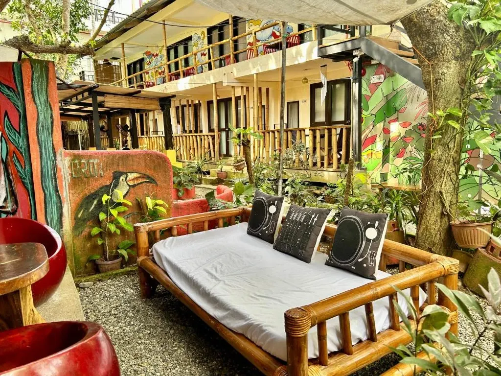 The Lazy Dog Bed & Breakfast, Balabag, Boracay — Photo 14