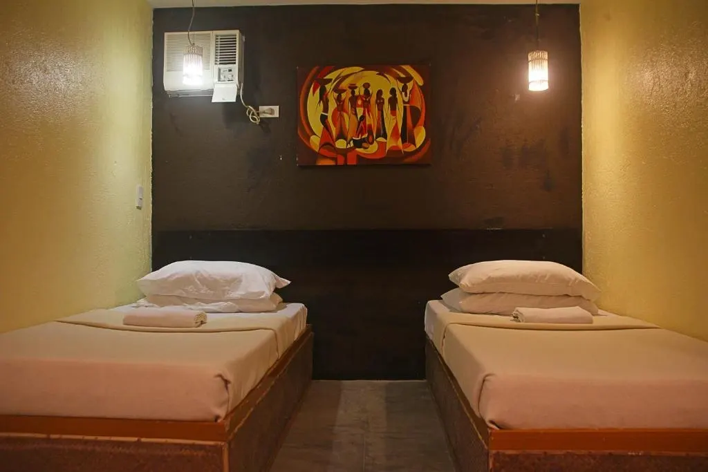 Cottage Twin at The Lazy Dog Bed & Breakfast, Balabag, Boracay