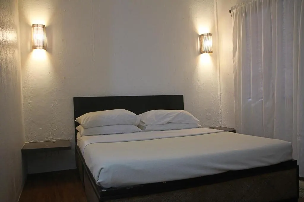 Standard Queen at The Lazy Dog Bed & Breakfast, Balabag, Boracay