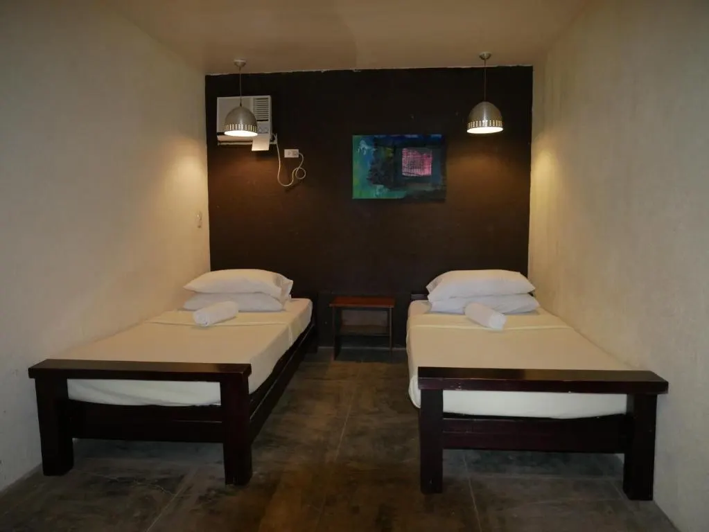 Cottage Twin at The Lazy Dog Bed & Breakfast, Balabag, Boracay