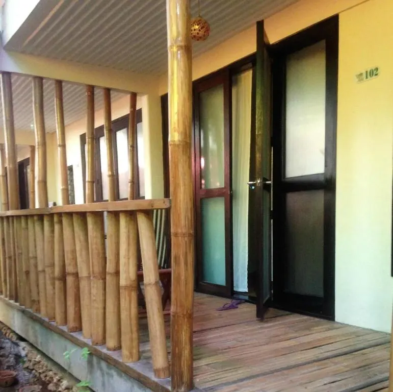 Cottage Twin at The Lazy Dog Bed & Breakfast, Balabag, Boracay