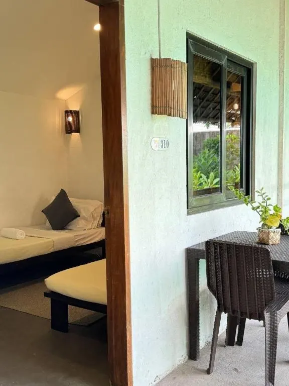 Standard Twin at The Lazy Dog Bed & Breakfast, Balabag, Boracay