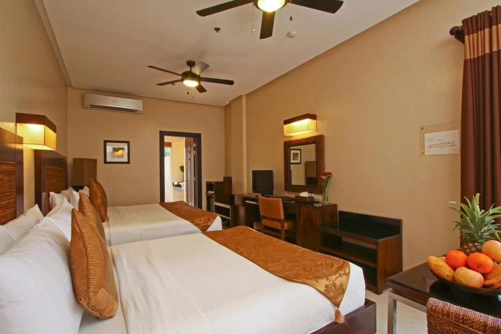 Deluxe Grand Room