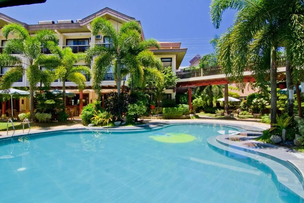 Boracay Tropics Resort Hotel, Boracay — Photo 2