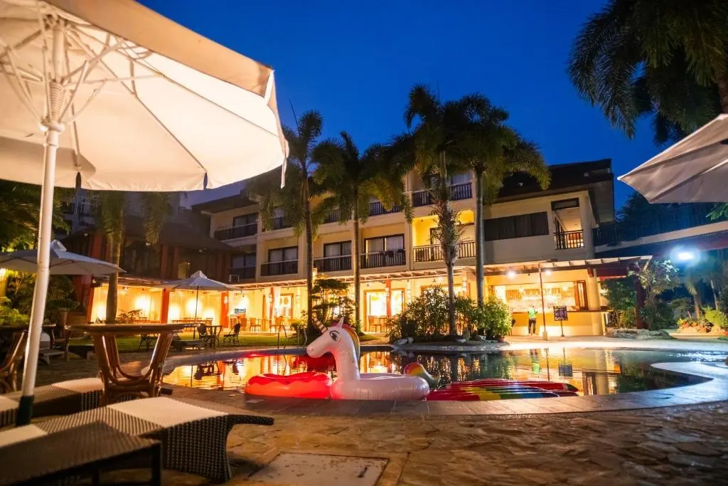 Boracay Tropics Resort Hotel, Boracay — Photo 11