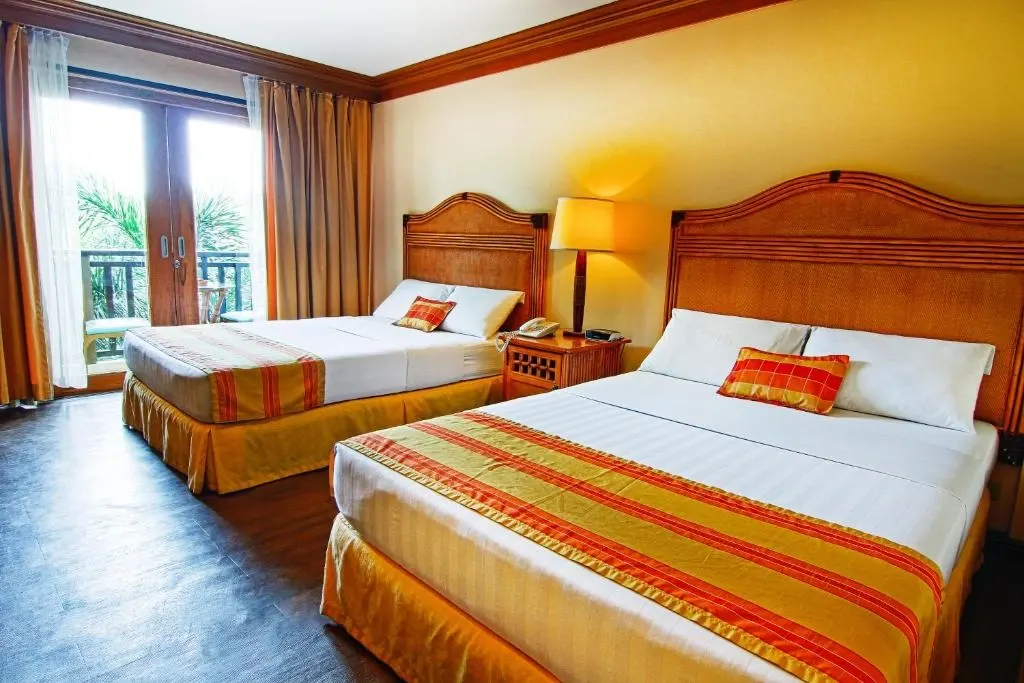 Deluxe Twin at Boracay Tropics Resort Hotel, Boracay