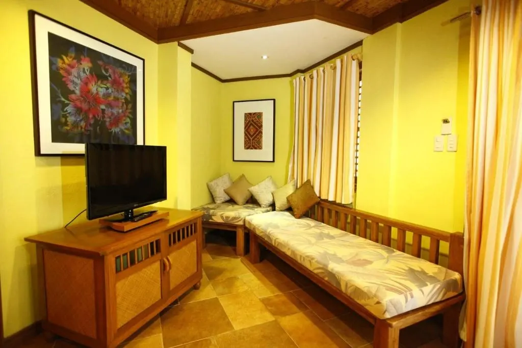 Premier Suite at Boracay Tropics Resort Hotel, Boracay
