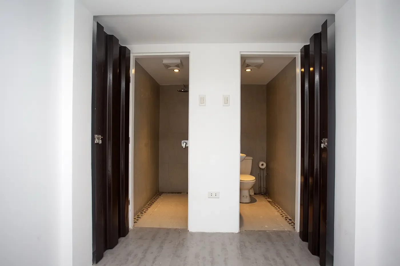 Family Room 4