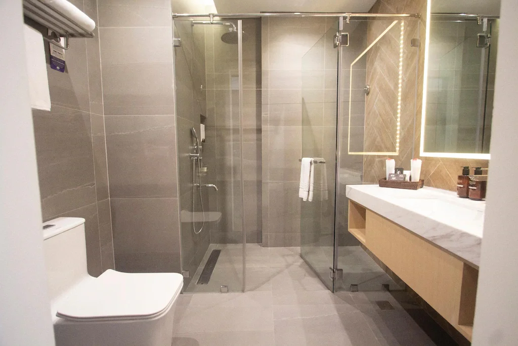 Premier Grand with Pool Access