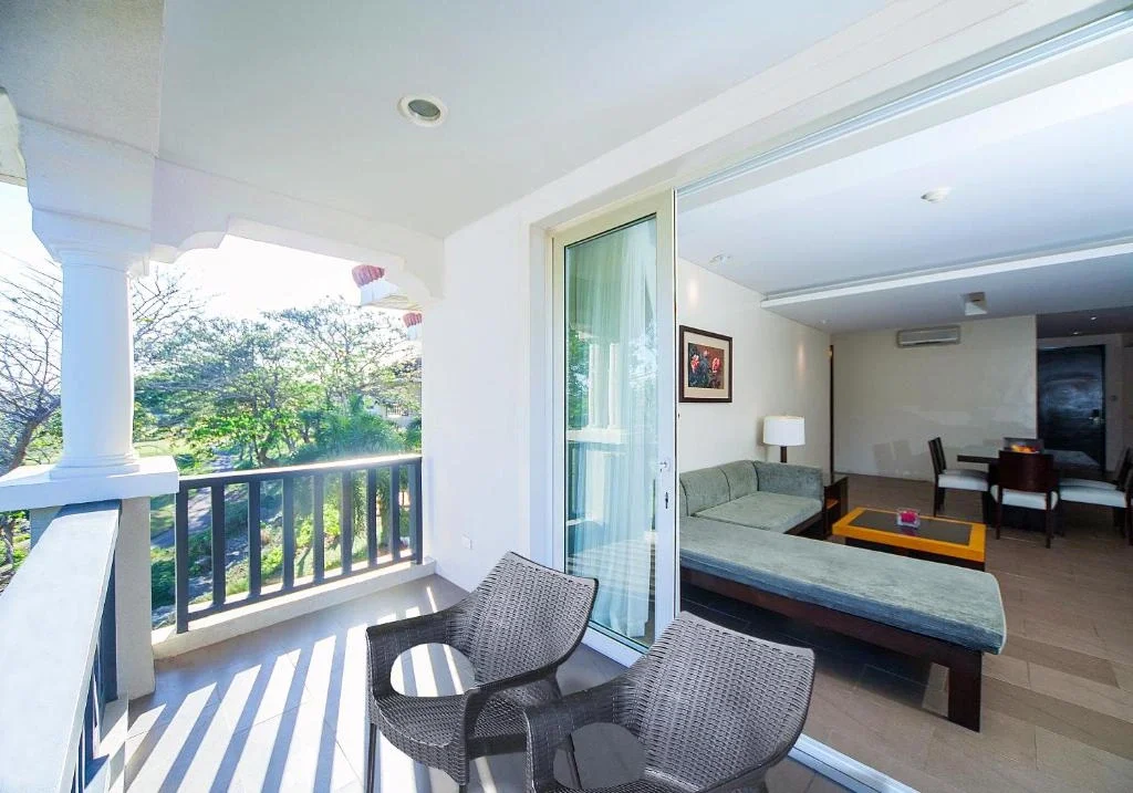 One Bedroom Suite