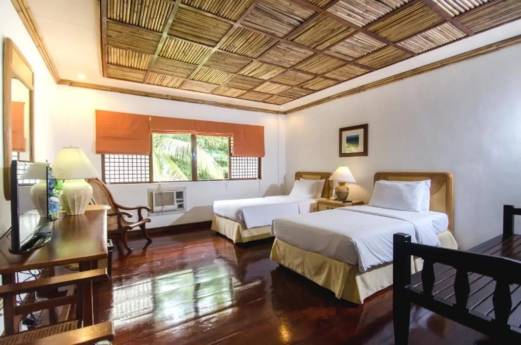 Deluxe Beach Front (Main Building) at Sea Wind Resort, Boracay