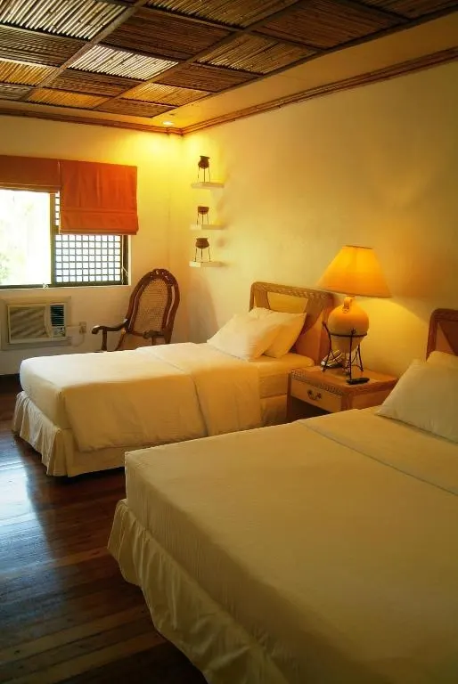 Deluxe Beach Front (Main Building) at Sea Wind Resort, Boracay