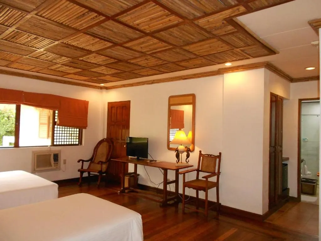 Deluxe Beach Front (Main Building) at Sea Wind Resort, Boracay