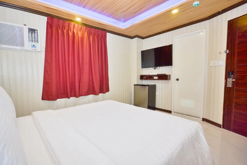 Budget Room (Private Bathroom) at Diamond Water Edge Resort, Boracay