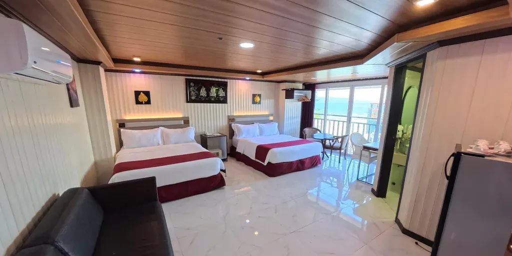 Main Building Premier Partial Sea View Suite at Diamond Water Edge Resort, Boracay
